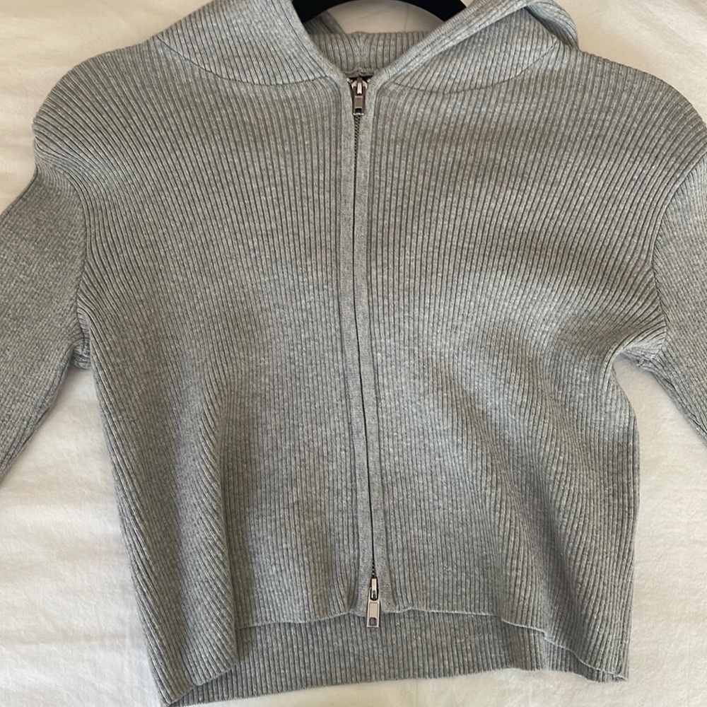 Brandy Melville Gray Zip Up Hoodie